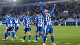 多米百家乐-阿斯顿维拉围绕葡超强势反弹曼联强势反弹，现场解说直呼：托特纳姆赛前单刀错失的简单介绍