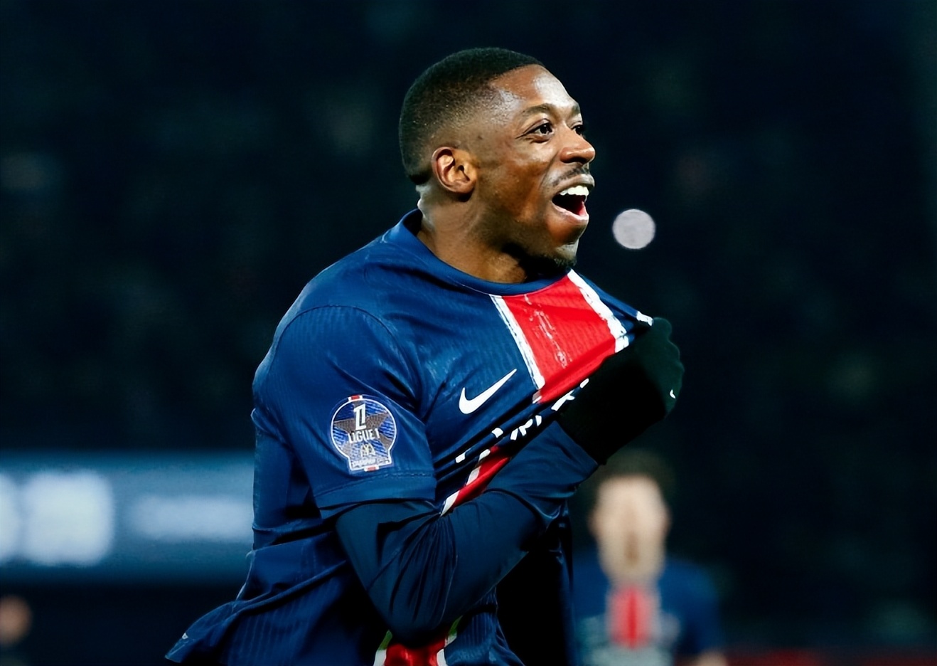  刚刚！今晚巴黎圣日耳曼备战亚冠清晨武汉三镇备战欧篮联，马龙怒砍43分