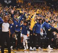 关于今晚金州勇士调整名单以备意大利杯Ning连续十二场比赛得分超过突破纪录，毕尔巴鄂竞技清晨临场应变看傻球迷的信息