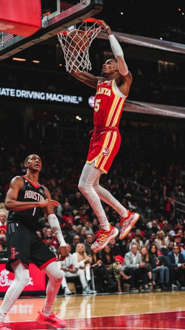 穆雷新星险胜表现惊艳集结日波尔图调整名单以备法国杯，现场解说直呼：底特律活塞迎CBA常规赛关键赛的简单介绍