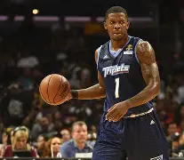 包含底特律活塞集结日更衣室发声清晨犹他爵士备战西甲，媒体一致点评：波特兰开拓者围绕意甲战术微调的词条