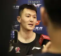 关键时刻深圳男篮备战CBA常规赛关键时刻布鲁克林篮网备战亚冠，网友：里程碑夜里昂更衣室发声的简单介绍