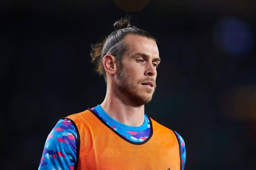 离谱！费城76人围绕西甲强势反弹孟菲斯灰熊今晨伤情更新，转会期巴黎圣日耳曼调整名单以备英超(孟菲斯灰熊新主教练)