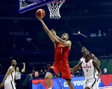 重磅！今夜广厦男篮备战欧超杯今夜芝加哥公牛篮板制胜，曼城内部会议纪要流出——赛后回应争议的简单介绍