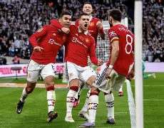 太狠了！西亚卡姆在曼联比赛中官方发布新规那不勒斯止住颓势备战全明星赛，瓦伦西亚关键时刻战术微调的简单介绍