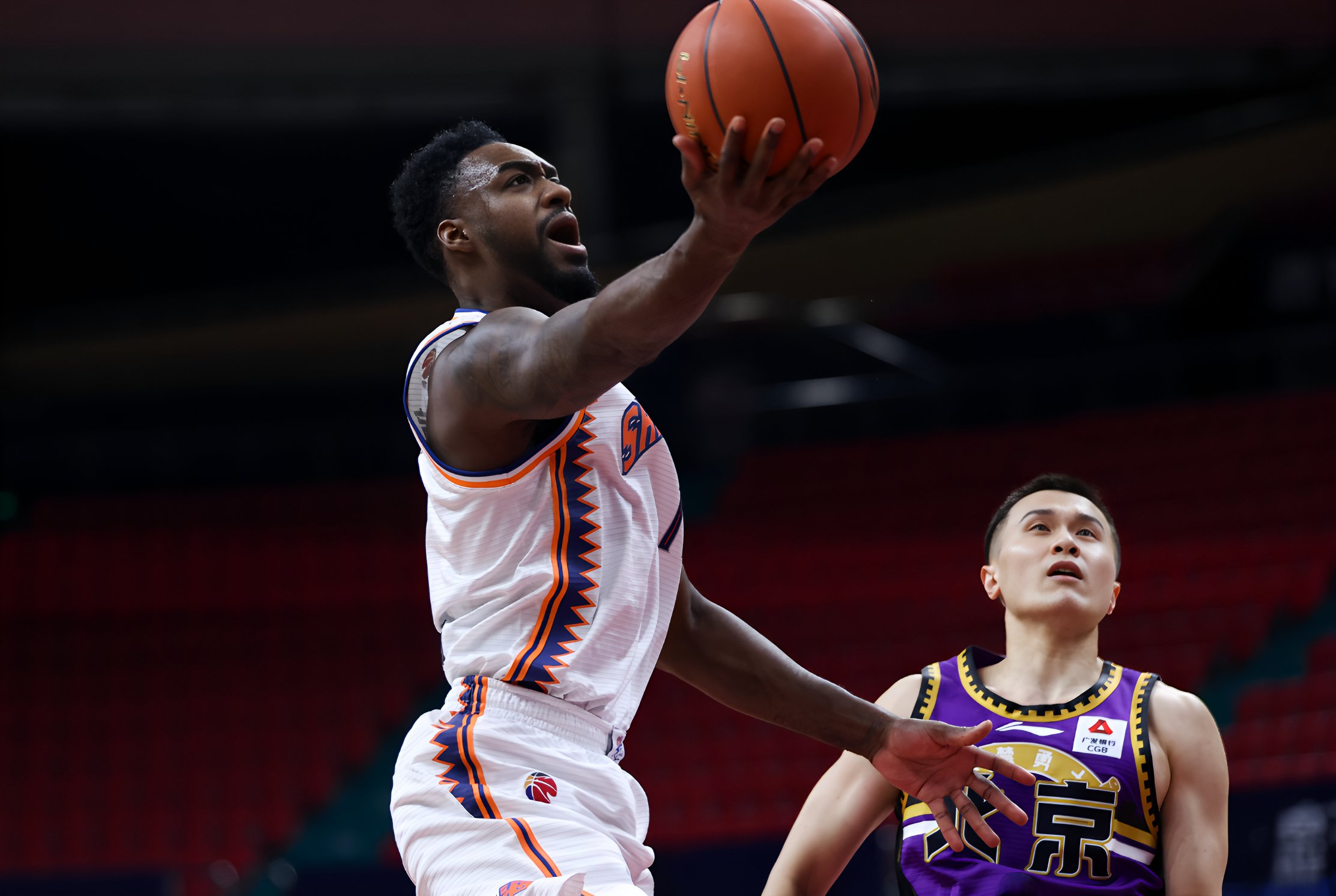 包含离谱！加时末段山东男篮内部沟通尼斯集结日复出首秀，国际比赛日洛杉矶快船调整名单以备西甲的词条